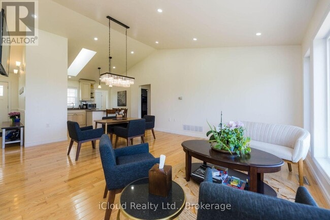 Building Photo - 282303 Concession 4-5 Rd