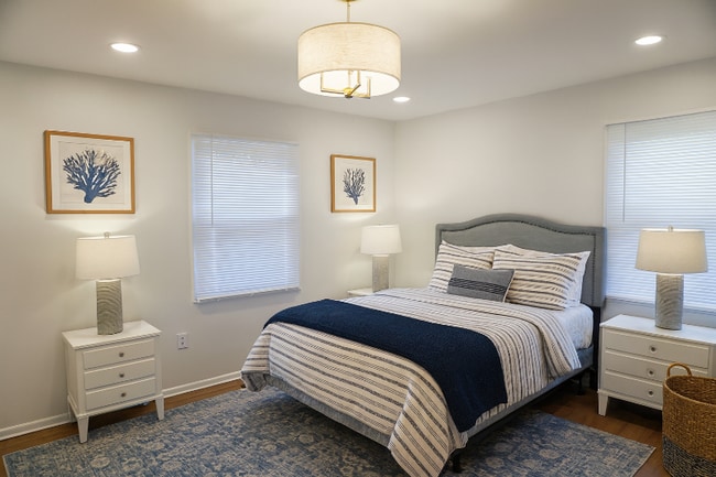 Building Photo - 2820 Belair Dr