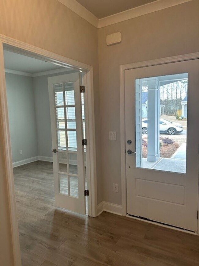 Foto del edificio - 505 Colebrook Wy