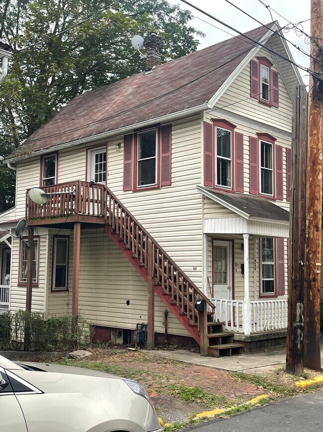 Foto del edificio - 420 Moore St