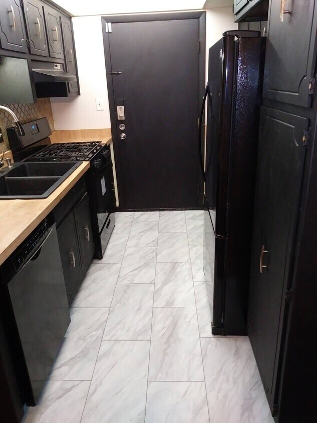 Foto principal - 3400 W 55th St