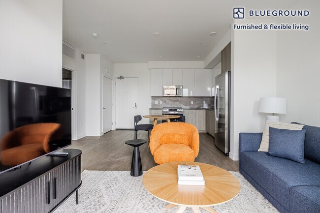 Building Photo - 511 S Harbor Blvd