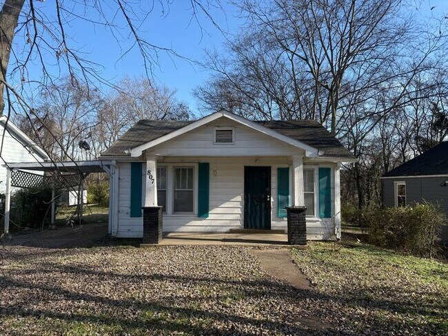 Foto del edificio - Cottage Style Home Super Close to Downtown!