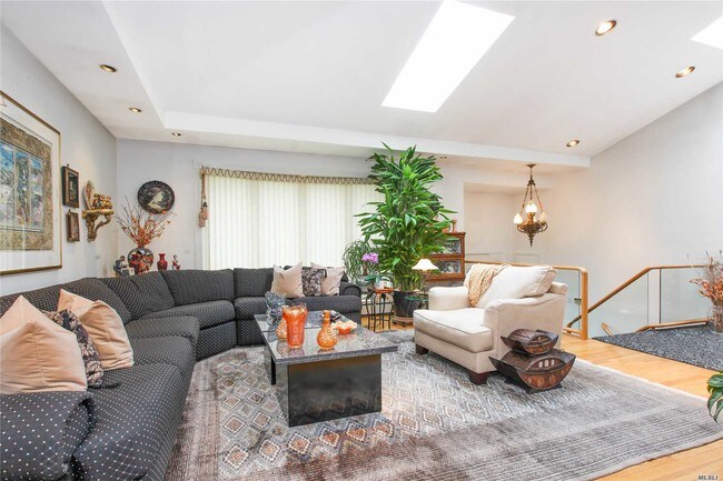 Foto del edificio - 3147 Monterey Dr