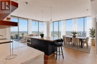 Building Photo - 105 The Queensway