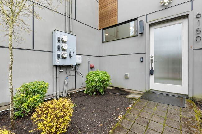 Foto del edificio - Modern 3-Bedroom Townhome with Rooftop Deck in NE Seattle
