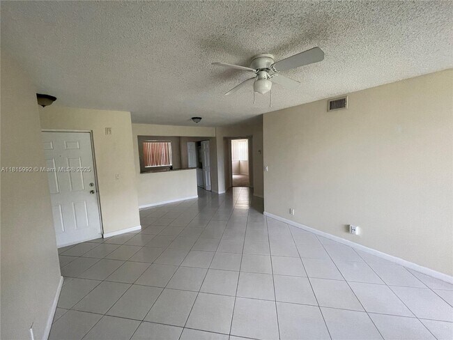 Building Photo - 5661 Riverside Dr