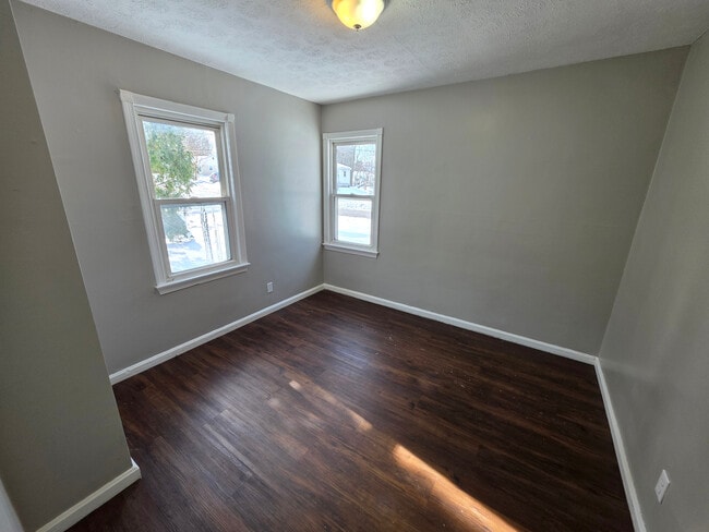 Foto del edificio - 1047 Yukon Ave