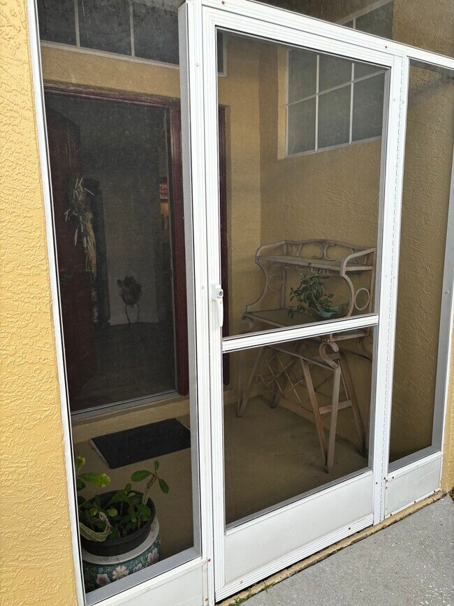 Foto del edificio - 4501 Golf Club Ln