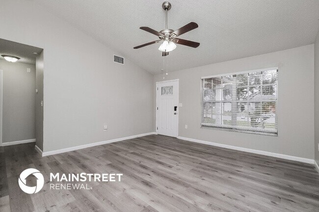 Building Photo - 7220 Exemplar Dr