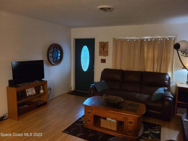 Foto del edificio - 212 Gainey Ln