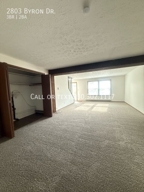 Building Photo - 2803 Byron Dr