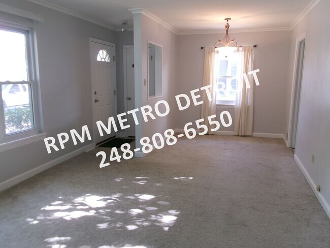 Foto del edificio - PRICE IMPROVEMENT:  MOVE IN READY RANCH HO...
