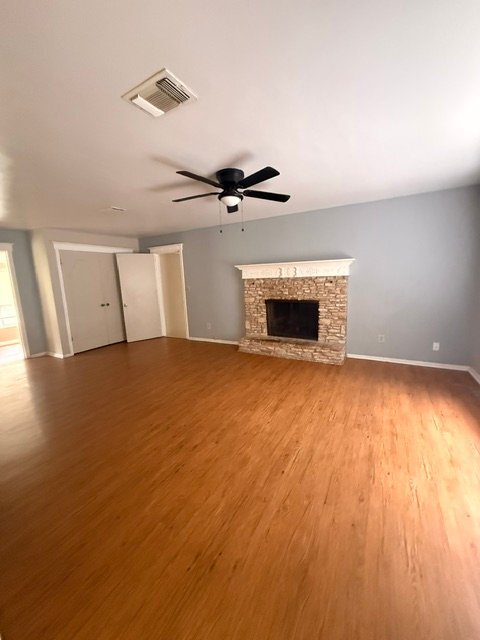 Building Photo - 9132 Sailfish Dr