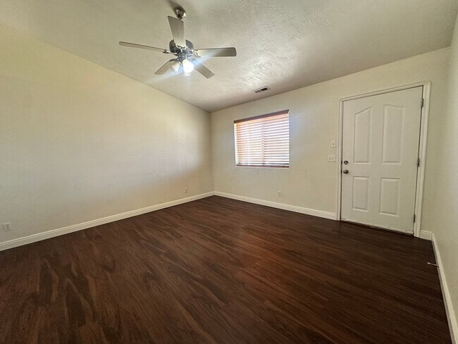 Foto del edificio - Move-In Bonus!!! 3 bedroom - 2 bath - located in Enoch