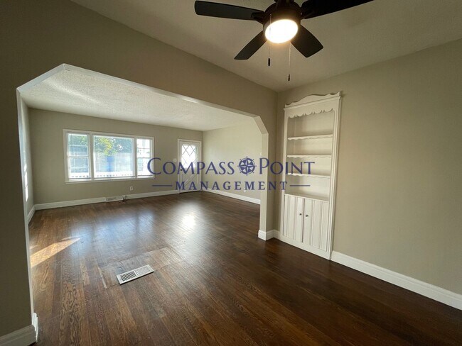 Foto del edificio - Spacious 3 bedroom and 1 bath house!