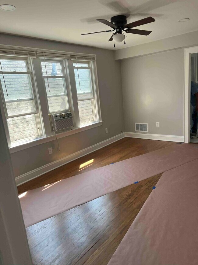Foto del edificio - 10434 S Wentworth Ave