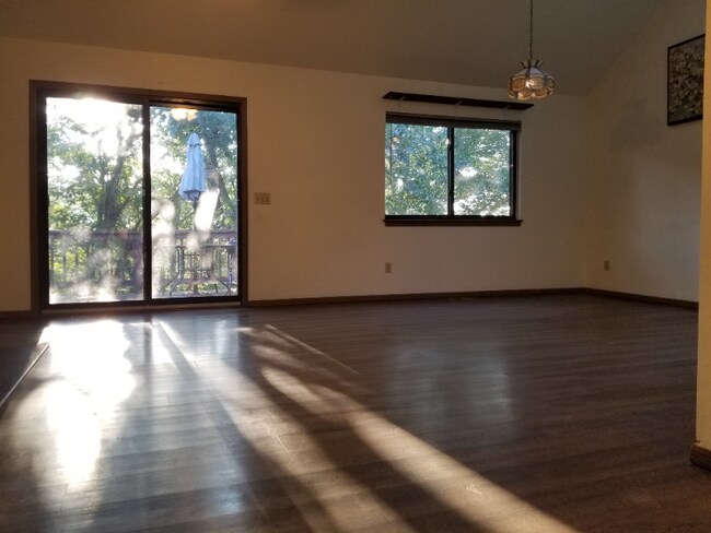 Foto del edificio - 618 Mountain View Way