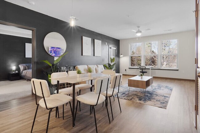 Building Photo - 1540 Dunn Rd