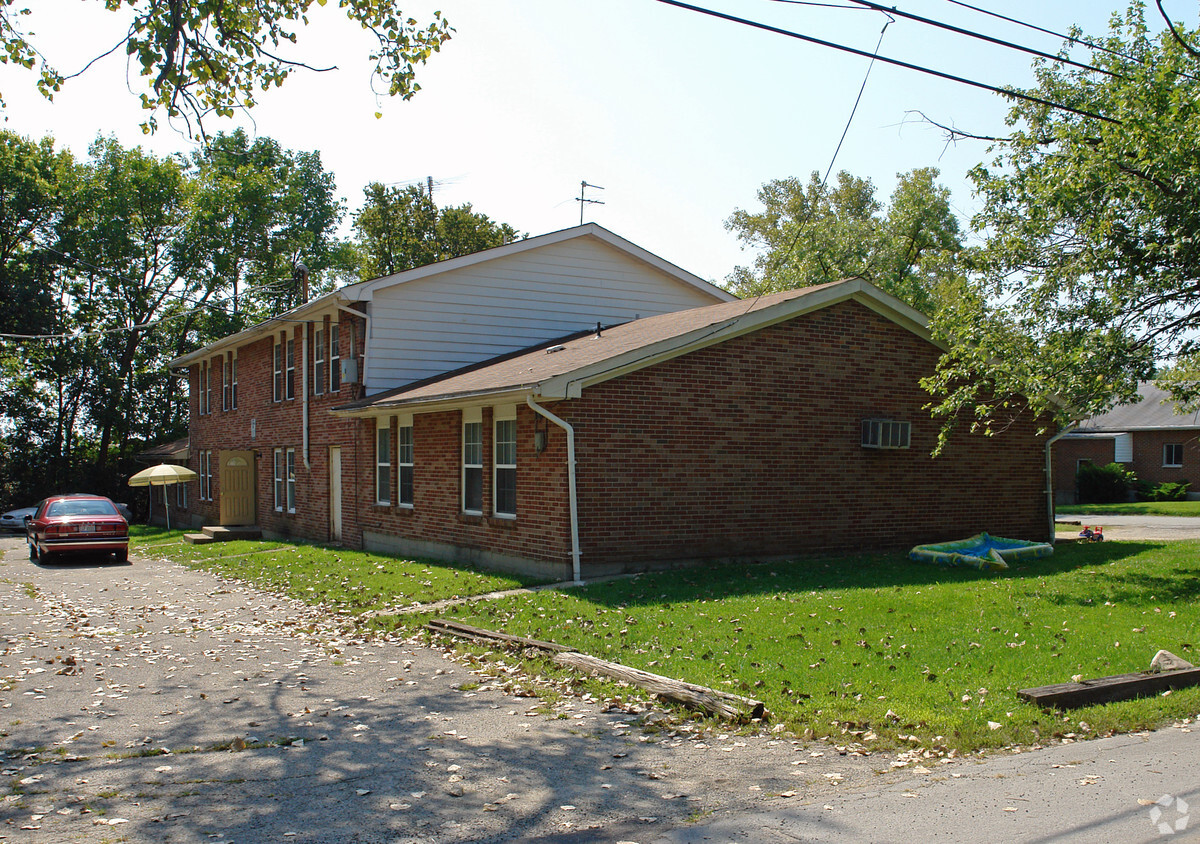 Building Photo - Hi-View Arms