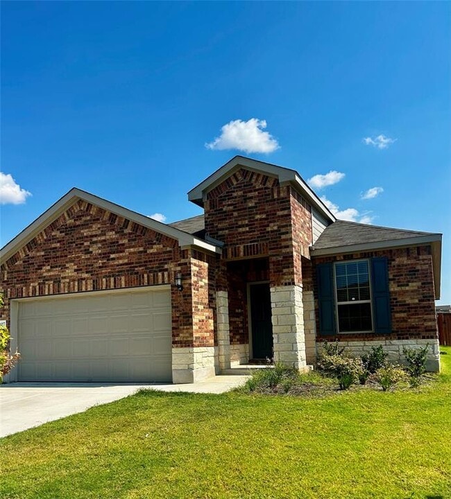 Building Photo - 417 Paradise Cyn Dr