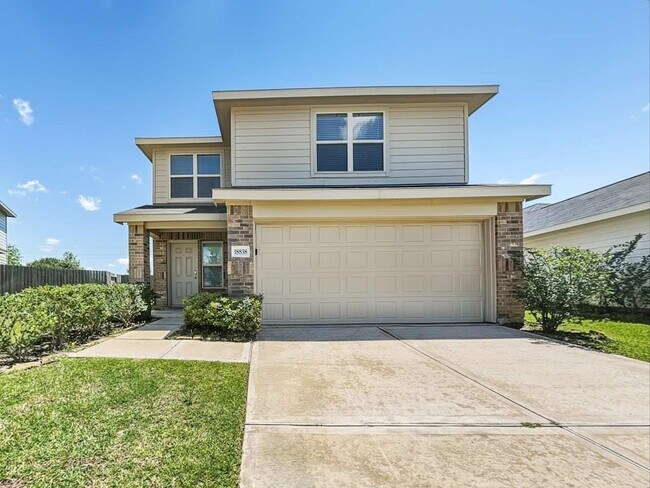 Building Photo - 18838 Charter Elm Dr