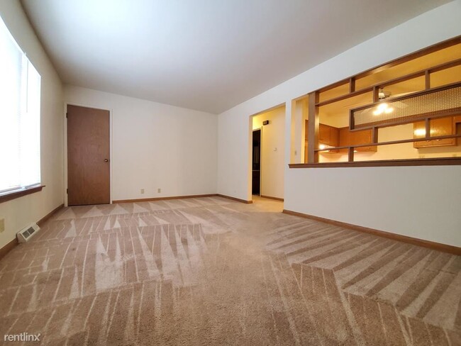 Foto del edificio - 9551 W Beloit Rd
