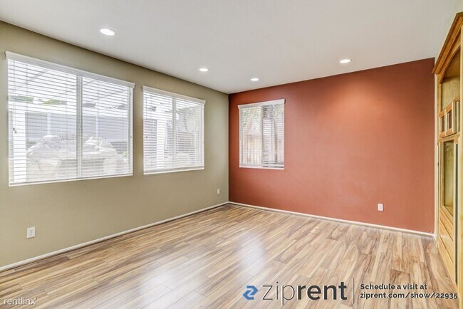 Foto del edificio - 4 br, 3 bath House - 1036 Bainbridge Circl...