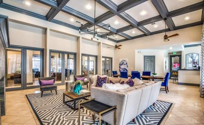 Foto principal - 2 bedroom in Dallas TX 75287