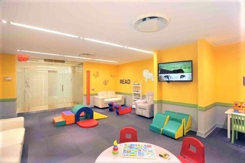 Foto del edificio - 4310 Crescent St