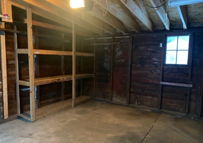 Built in shelves, ready for storage - 314 Church St