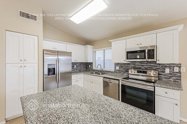 Foto del edificio - 13391 W Ironwood St