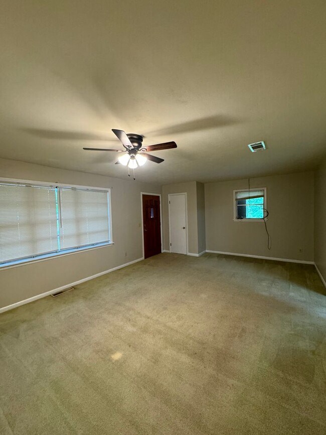 Building Photo - Rental Property