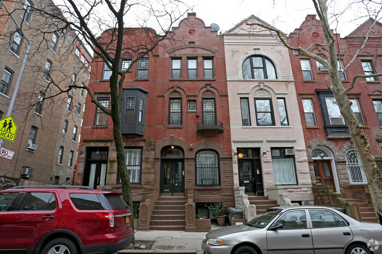 Foto del edificio - 114 W 88th St