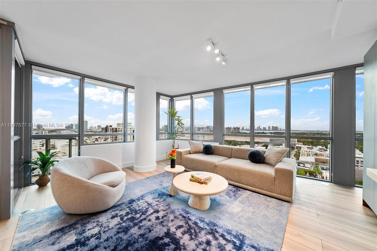 Primary Photo - 101 20th St