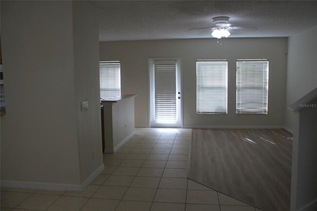 Building Photo - 2102 Jeremiah Way