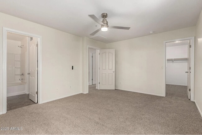 Building Photo - 1255 S Rialto