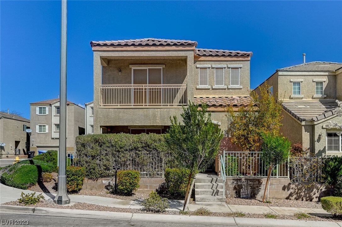 9109 Hanging Tapestry Ct, Las Vegas, NV 89149 House Rental in Las