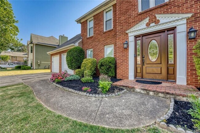 Foto del edificio - 532 Smithstone Trace SE