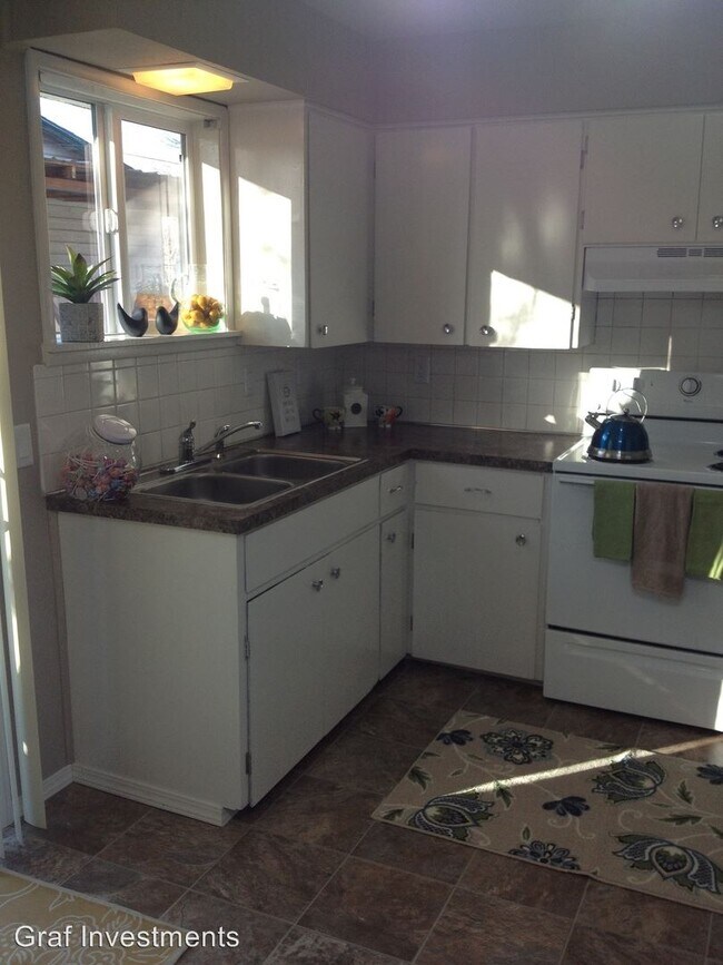 Foto del edificio - 205 W Selah Ave