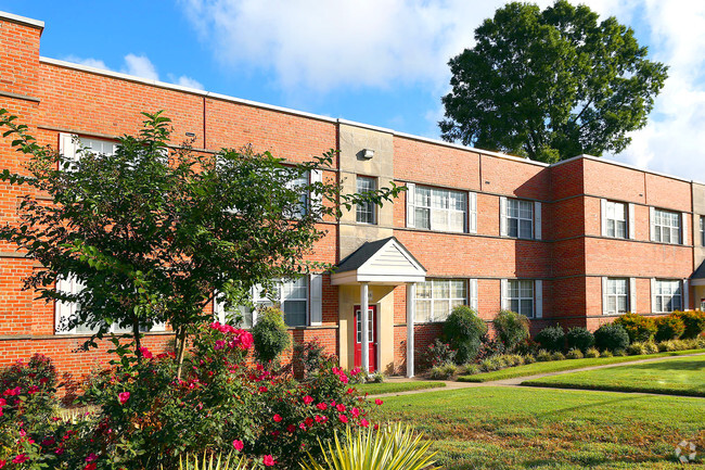 Foto del edificio - Parkwood Manor