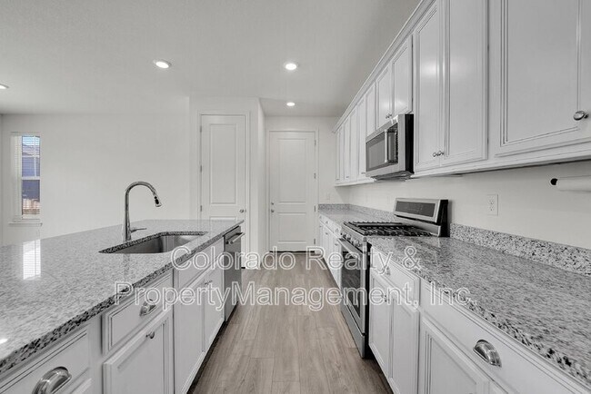 Building Photo - 16545 West Vallejo Place
