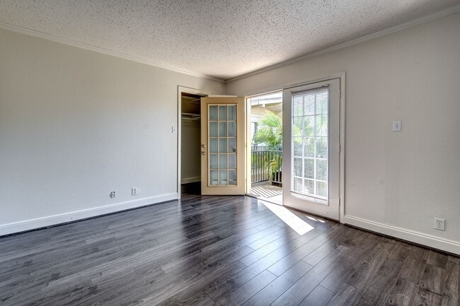 Building Photo - 4321 Hazard St