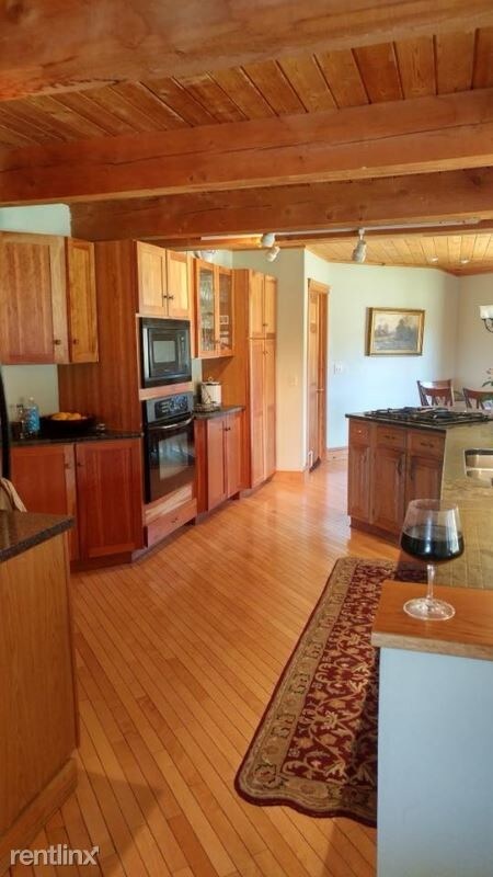 Building Photo - 3 br, 2 bath House - 1318 Butternut Road
