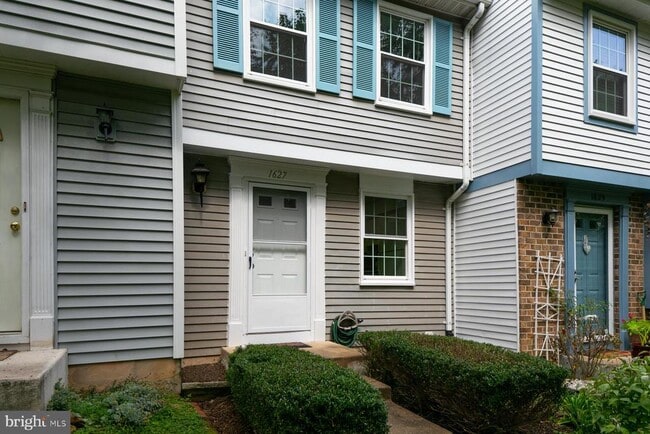 Building Photo - 1627 Purple Sage Dr