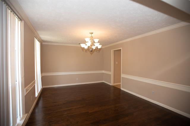 Building Photo - 3001 Wren Ln