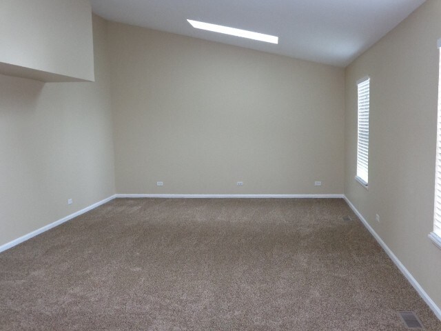 Building Photo - 2704 Peppertree Lane