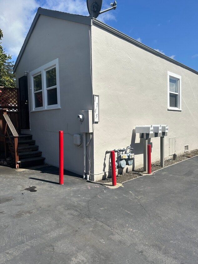 Primary Photo - 1145 D St