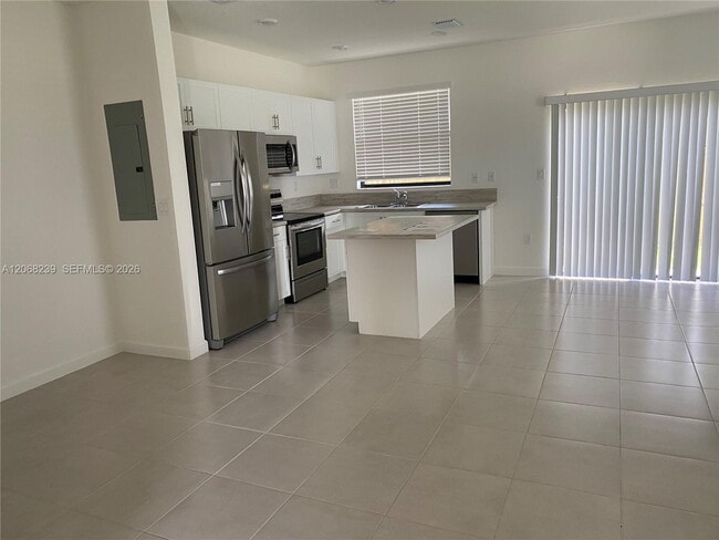 Foto del edificio - 20672 NE 7th Pl