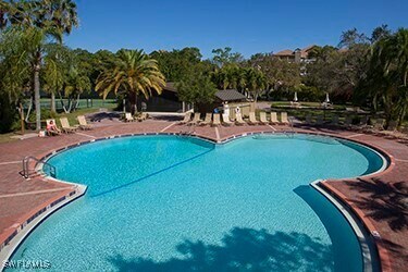 Foto del edificio - 26930 Wedgewood Dr